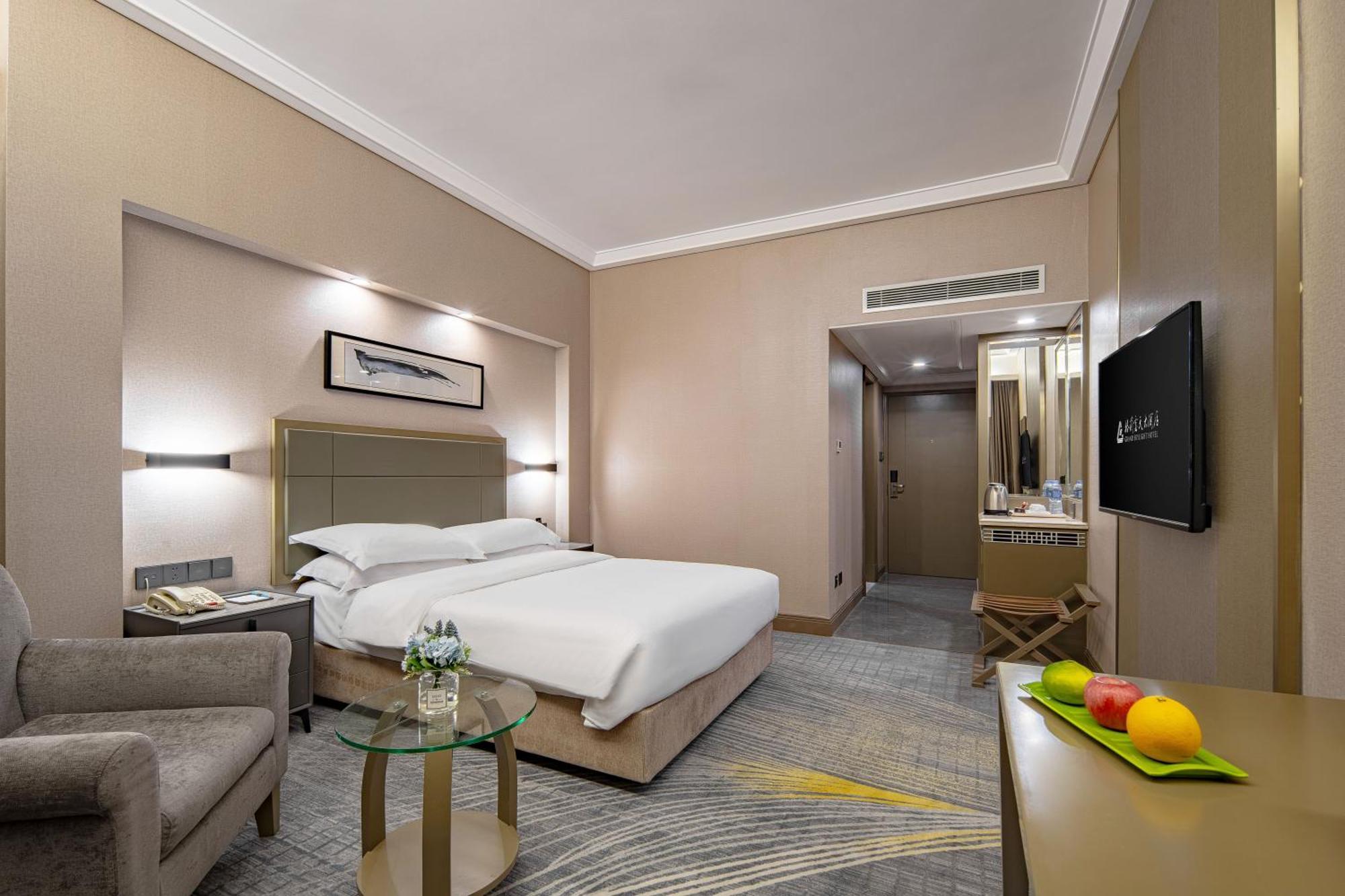 שנג'ן Wan Yue Grand Skylight Hotel מראה חיצוני תמונה