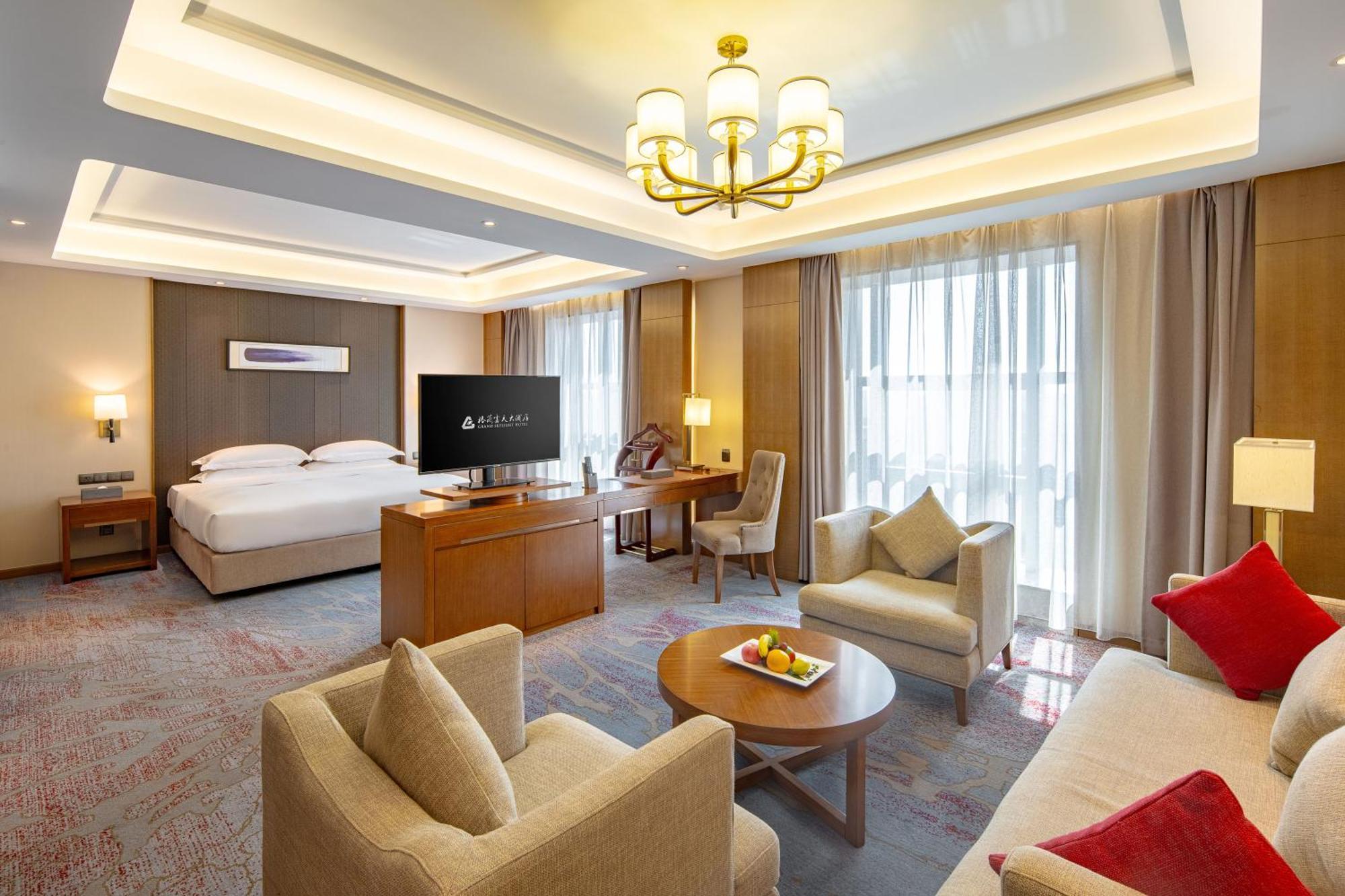 שנג'ן Wan Yue Grand Skylight Hotel מראה חיצוני תמונה