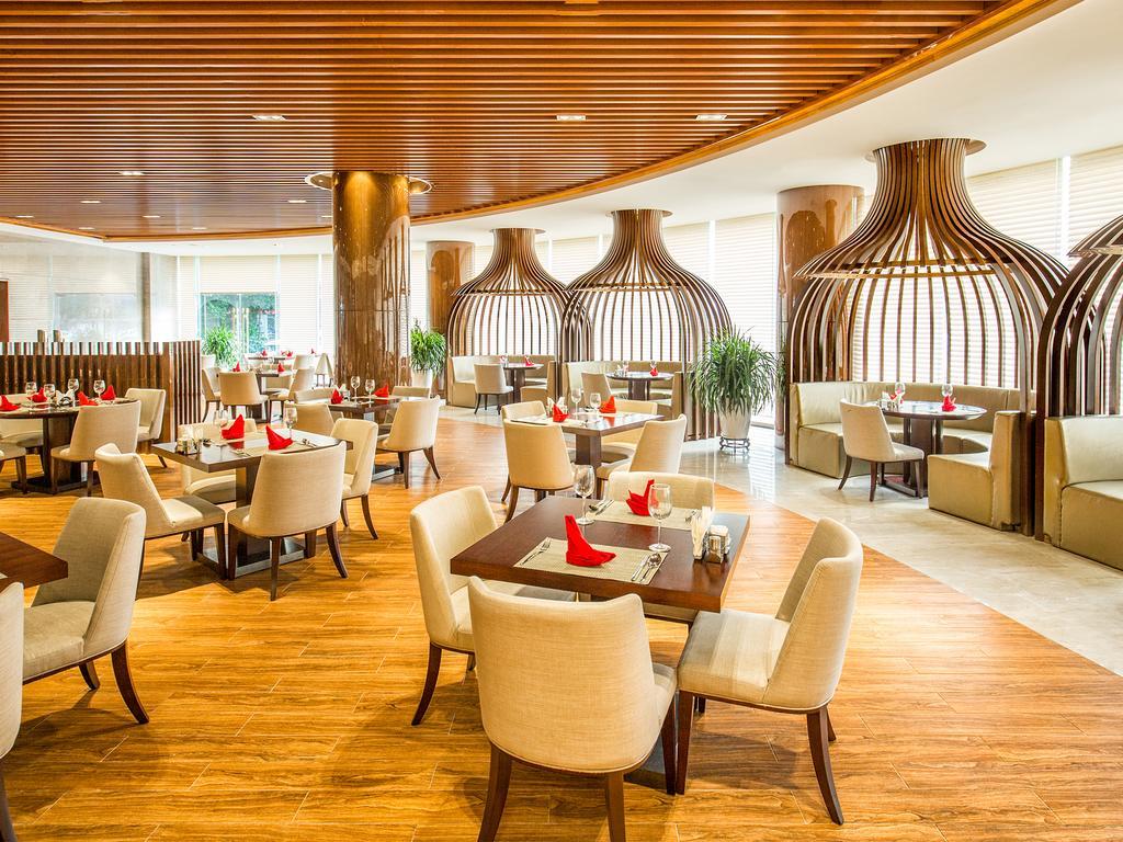 שנג'ן Wan Yue Grand Skylight Hotel מראה חיצוני תמונה