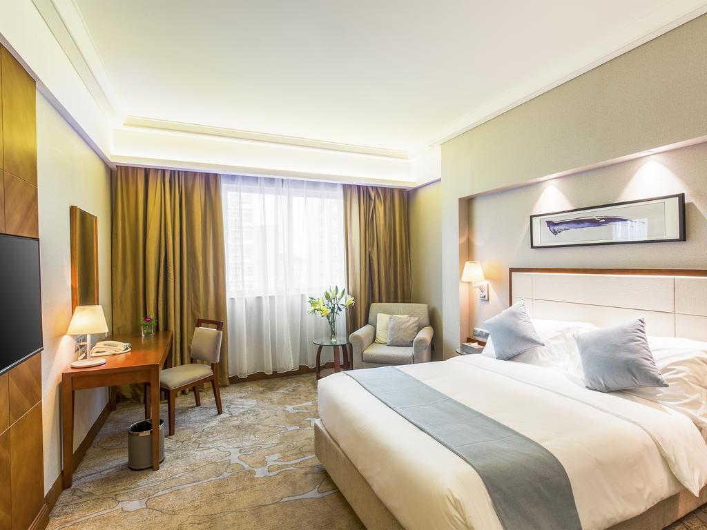 שנג'ן Wan Yue Grand Skylight Hotel מראה חיצוני תמונה