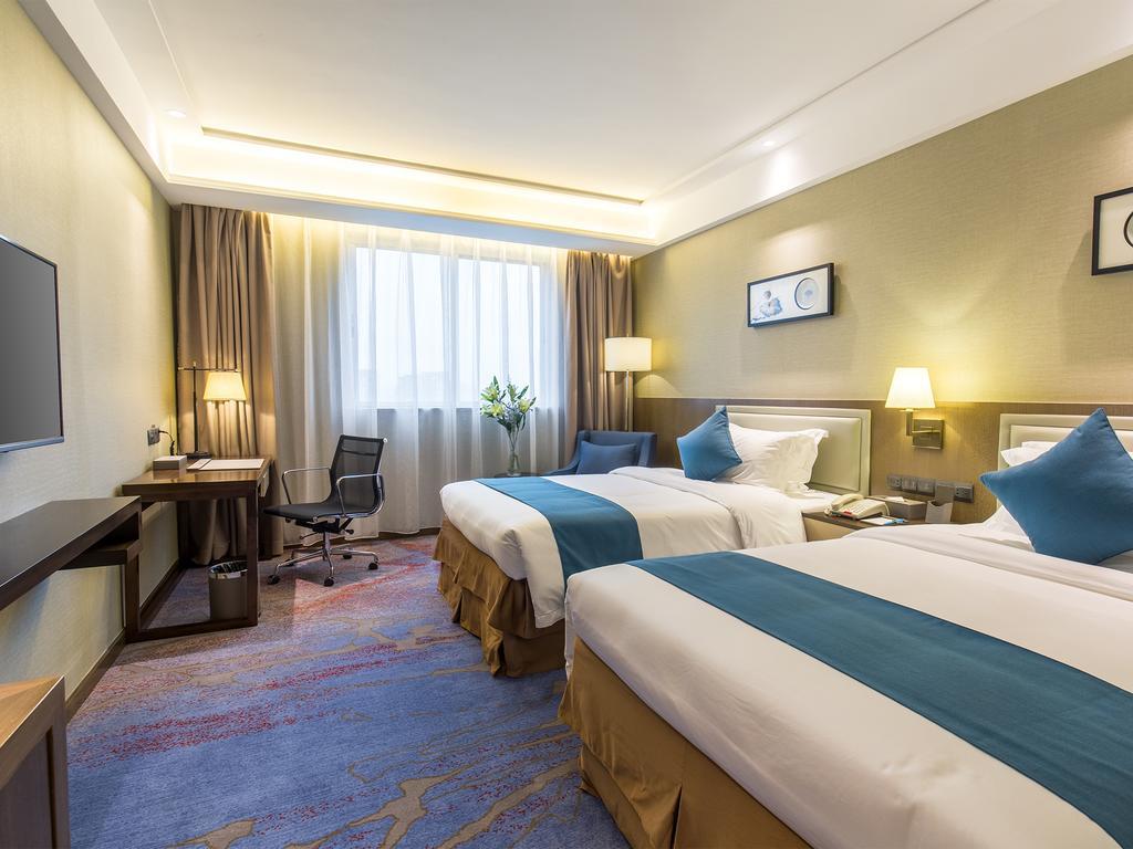 שנג'ן Wan Yue Grand Skylight Hotel מראה חיצוני תמונה