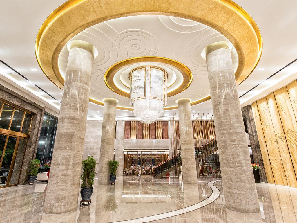 שנג'ן Wan Yue Grand Skylight Hotel מראה חיצוני תמונה